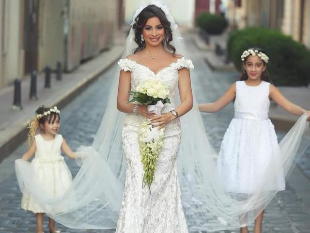 Como seria seu vestido de casamento?