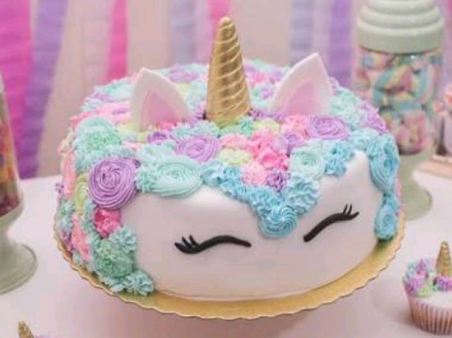 Bolo de unicórnio