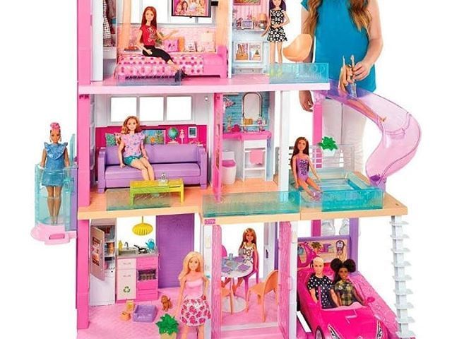 casa da barbie 700 reais