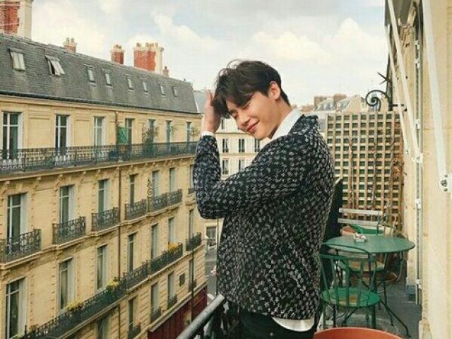 O quanto você sabe sobre Lee Jong Suk? 🤔