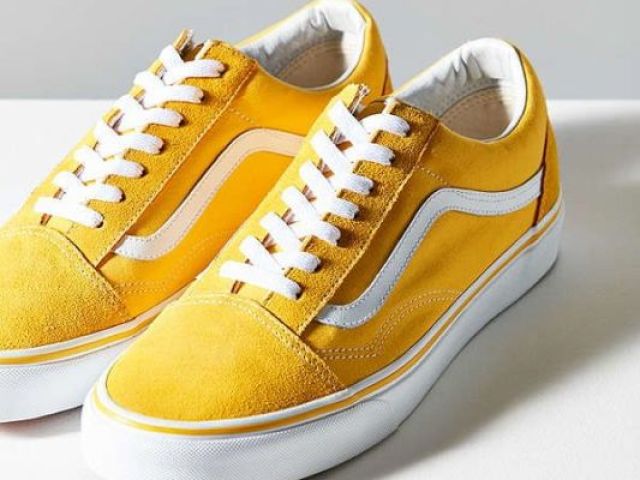 vans amarelo