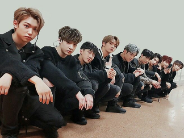 Текст hall of fame stray. Hall of Fame Stray Kids обложка. Hall of Fame Stray Kids. Hall of Fame Stray Kids клип. Hall of Fame Stray Kids текст.