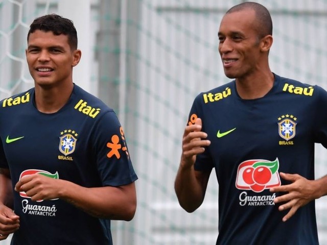 Você seria Zagueiro Central!