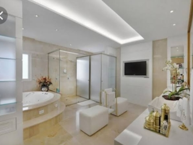Luxuoso