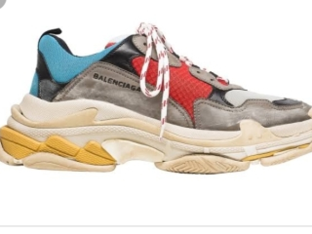 BALENCIAGA dad shoes