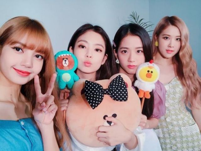 Com qual membro do BLACKPINK você se parece?