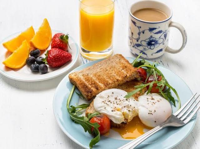 Você toma uma café da manhã nutritivo e saudável