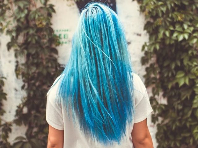 Azul