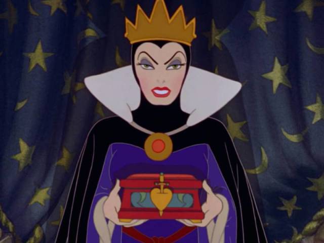Rainha Má - Branca de Neve e os Sete Anões