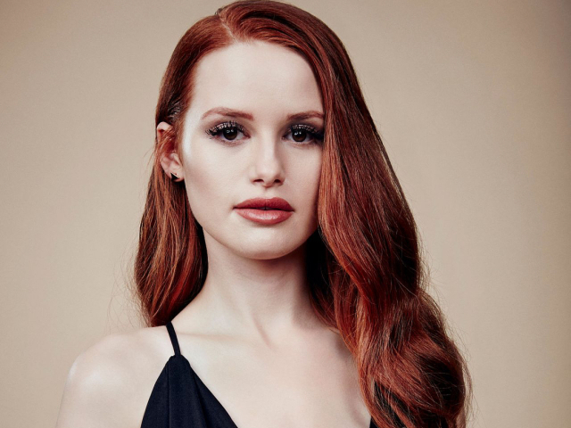 Madelaine Petsch (Cheryl Blosson)