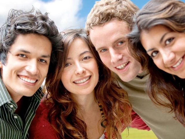 Família e amigos 👨👩👧