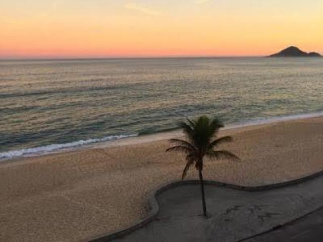 Praia, bem mais calma