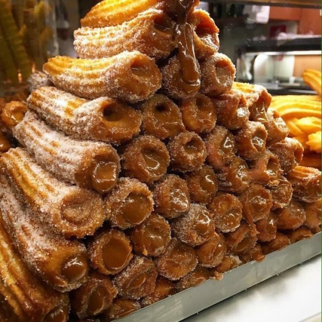 CHURROS