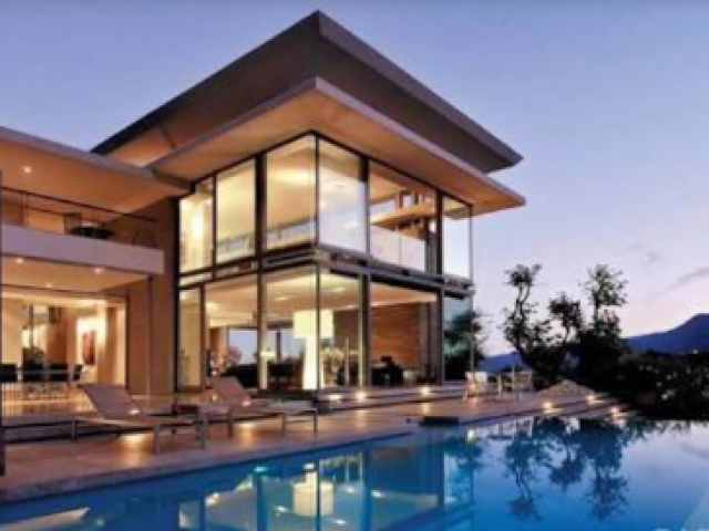 Luxuoso