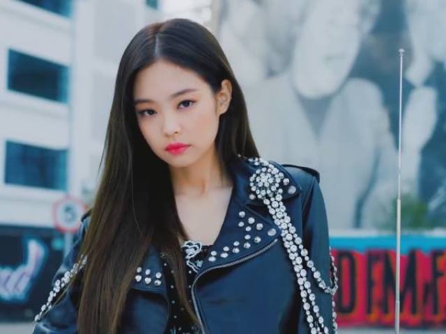 JENNIE-SOLO