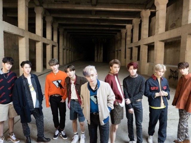 Stray Kids