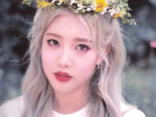 Kim Lip