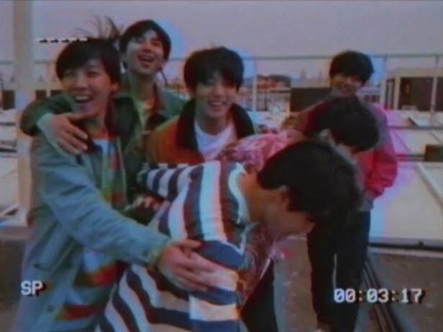 Quem de BTS seria seu namorado? ( Estilo Fanfic )