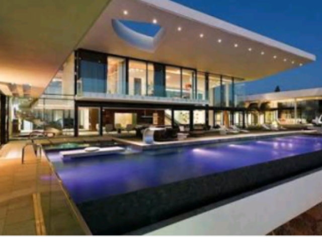Luxuosa