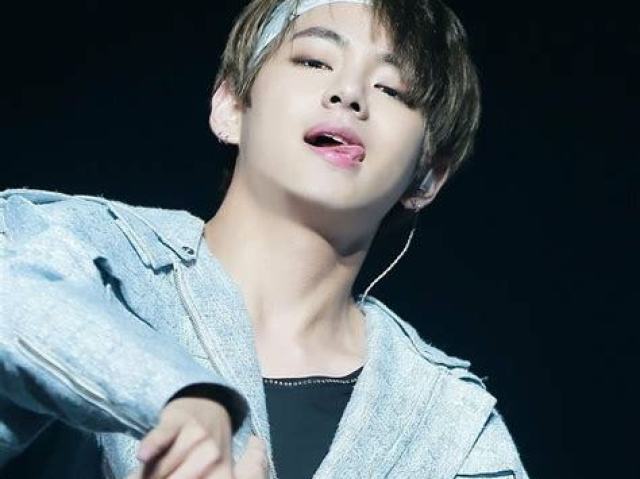 KIM TAEHYUNG (V/Tae)