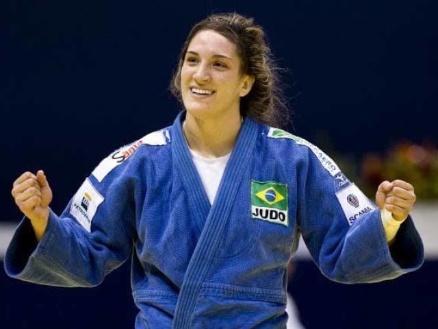 Mayra Aguiar