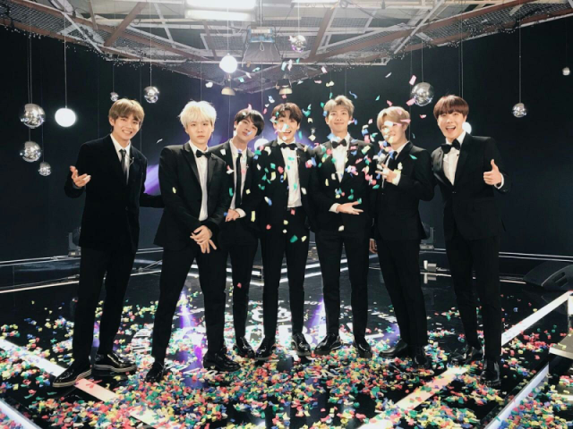 Com quem você namoraria do BTS?