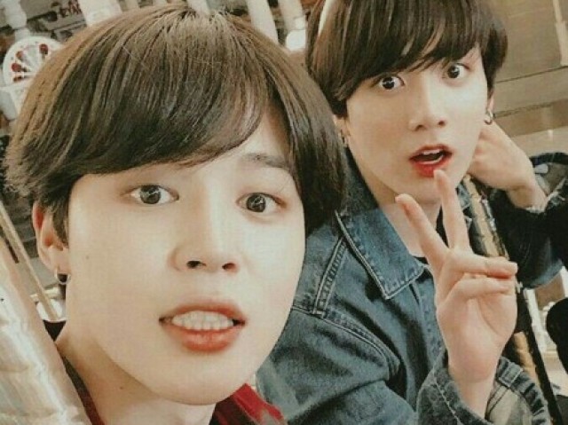 • BTS RPG: Jimin ou Jungkook?