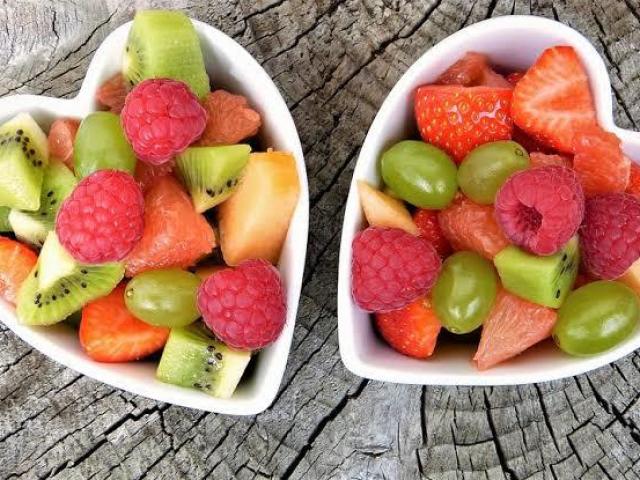 Frutas frescas são doces saudáveis