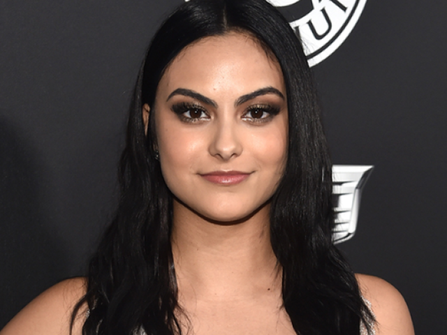 Camila Mendes