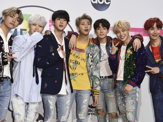 ♛ BTS RPG: Encontro virtual.