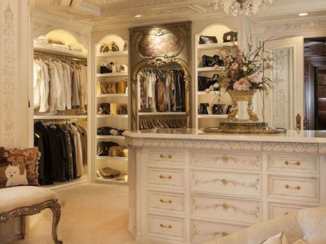 CLOSET LUXUOSO