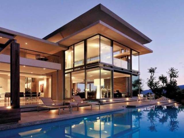 Luxuosa
