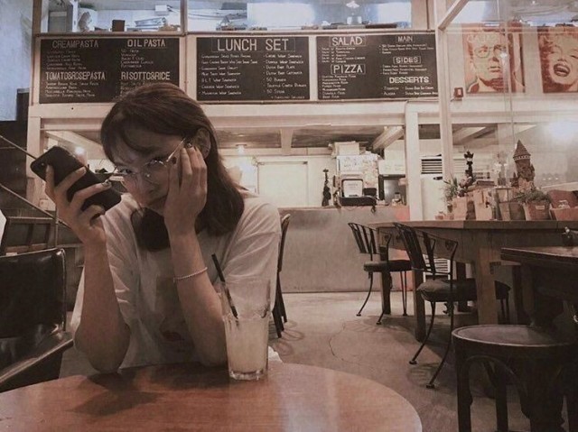 Encontro em um café com Nayeon!
