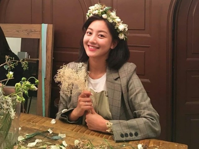 Tarde das flores com Jihyo, unnie!