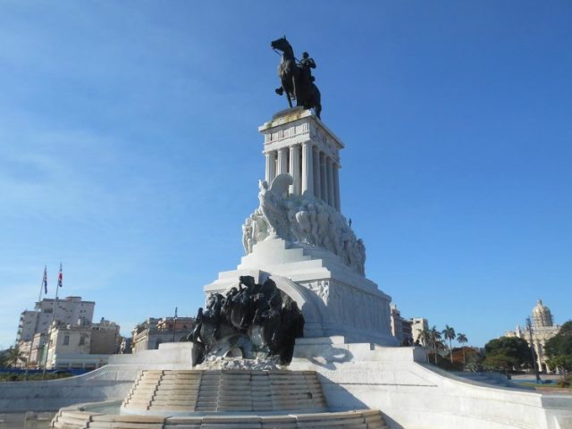 Escultura em La Habana.