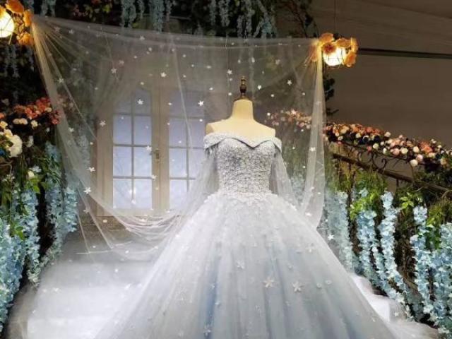 Como será o seu vestido de casamento dos sonhos?