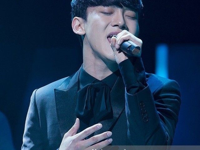 Você acordaria com a voz de qual membro do EXO?