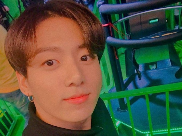 Você é uma Jungkook stan?