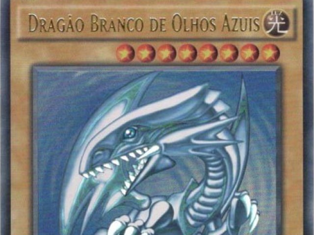 Dragão Branco de Olhos Azuis