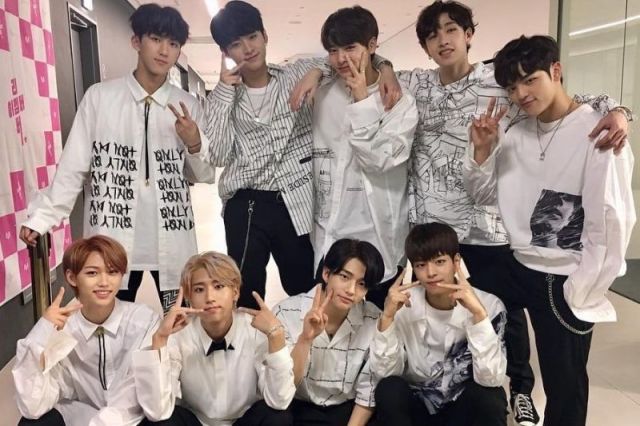 Stray Kids