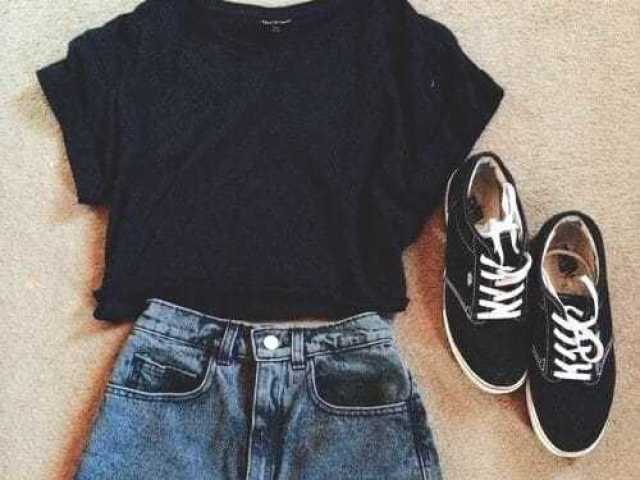 Uma roupa simples e tumblr