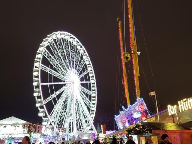 No parque de diversões