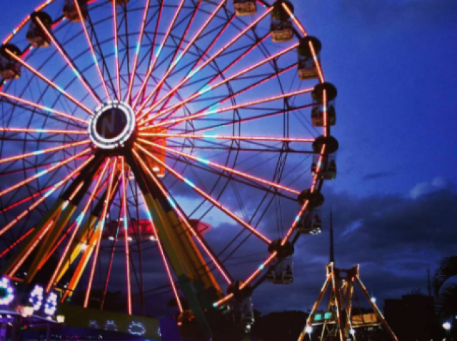 Parque de Diversões🎡🎠🎢