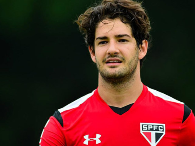 ALEXANDRE PATO