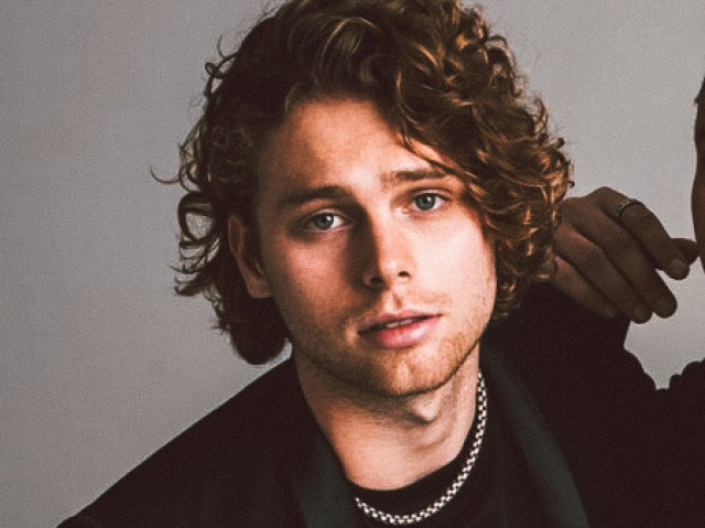 Luke Hemmings