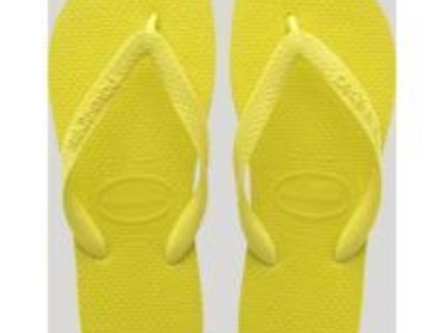 Chinelo amarelo