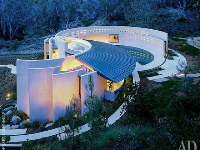 Casa futurista.