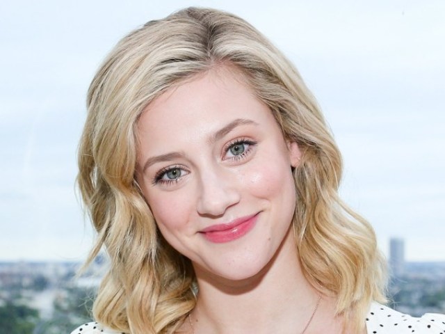 Lili Reinhart