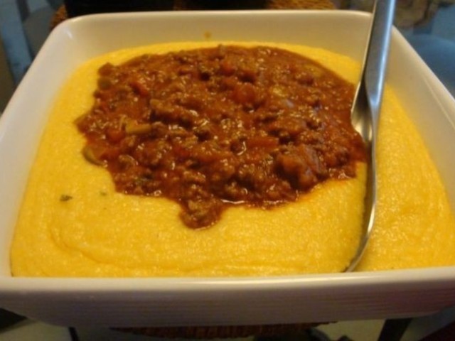 Minha comida favorita é : polenta c/ molho