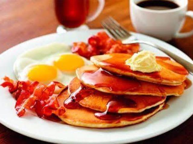 um café da manhã delicioso para começar o dia feliz!